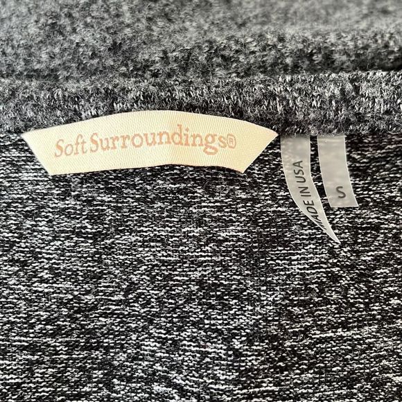 SOFT SURROUNDINGS top and leggings set grey small leisure set - Picture 4 of 10